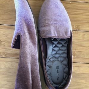 Gorgeous blush pink velvet Birdies 7.5- hardly worn!